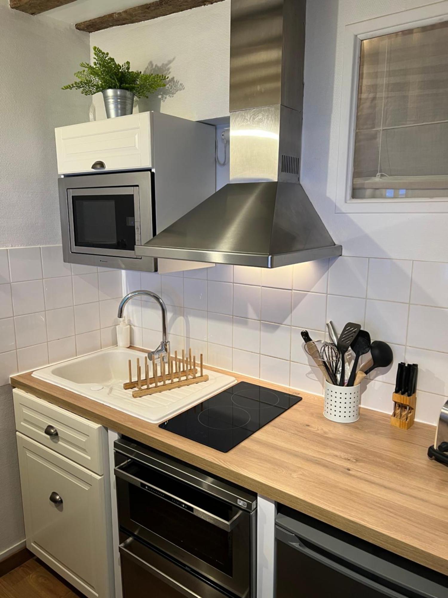 Une Pause Chez Julien, Appartement Lumineux Et Idealement Situe! Honfleur Exterior photo
